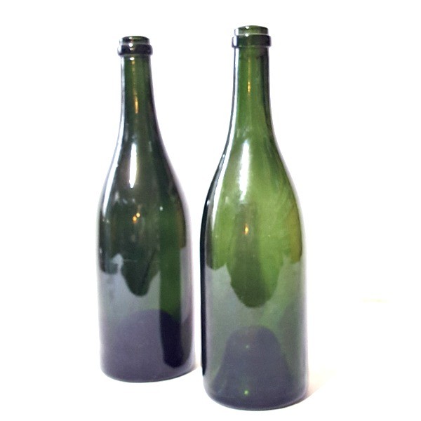 Gamle glassflasker, fransk landstil.